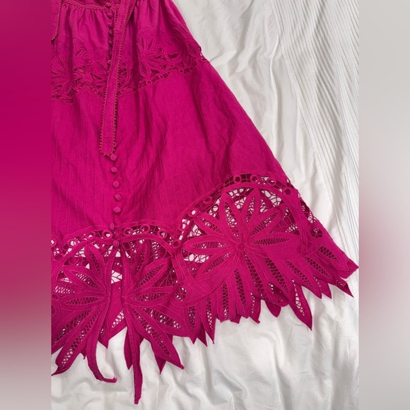 Farm Rio: Pink Daisy Embroidered Sleeveless Midi Dress - Picture 6 of 10